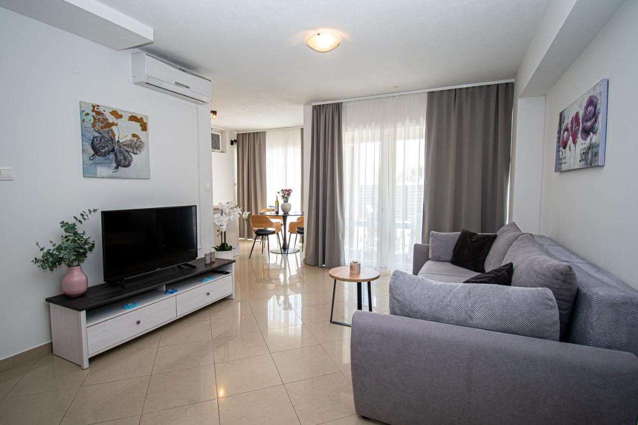 Beachfront Apartments Gabine Kaštela Εξωτερικό φωτογραφία