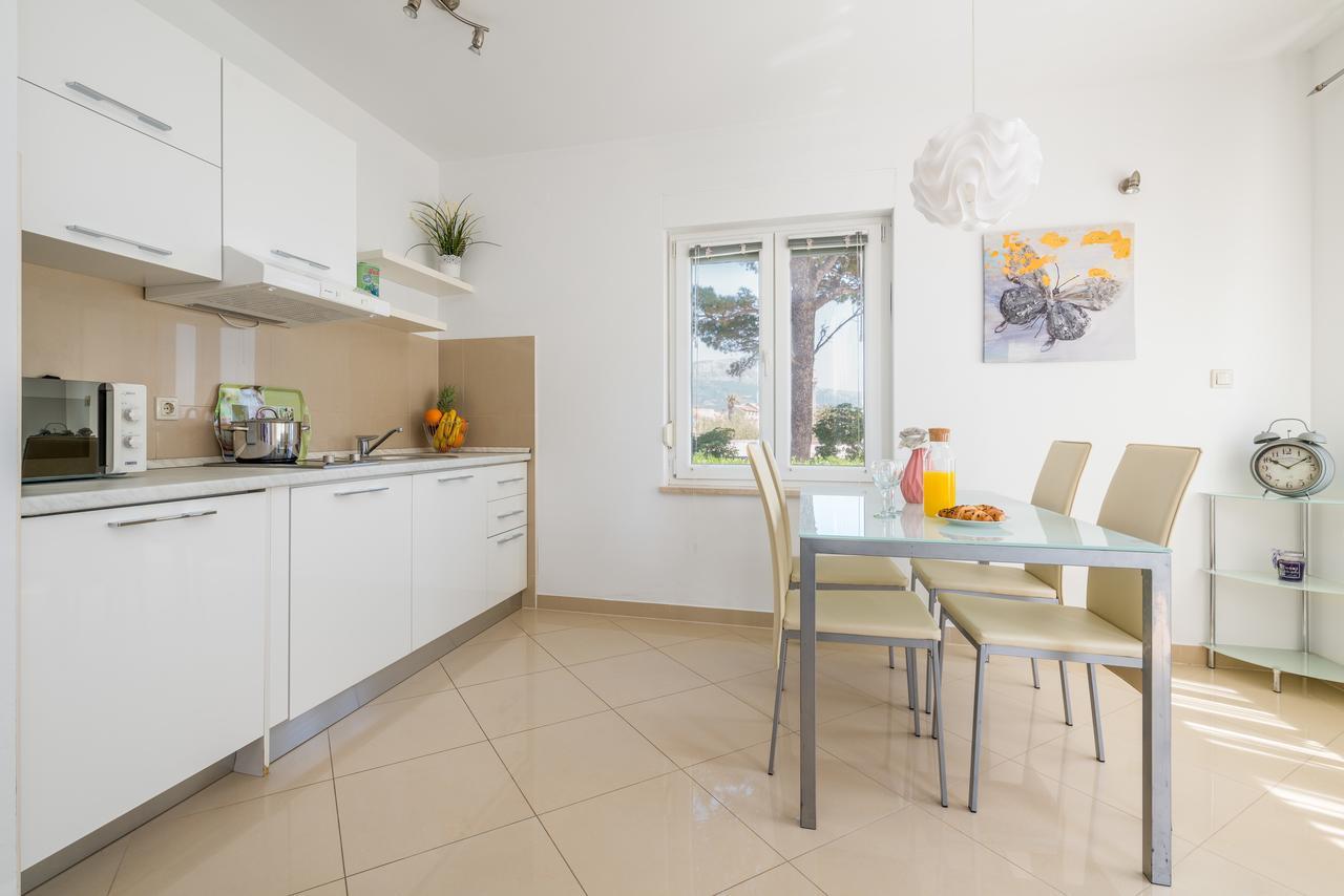 Beachfront Apartments Gabine Kaštela Εξωτερικό φωτογραφία