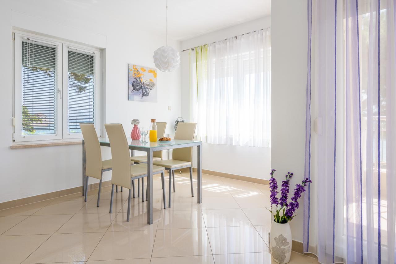 Beachfront Apartments Gabine Kaštela Εξωτερικό φωτογραφία
