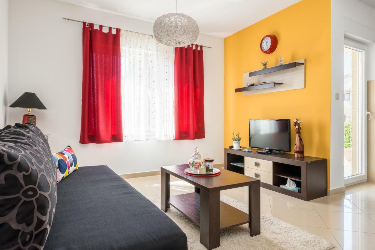 Beachfront Apartments Gabine Kaštela Εξωτερικό φωτογραφία