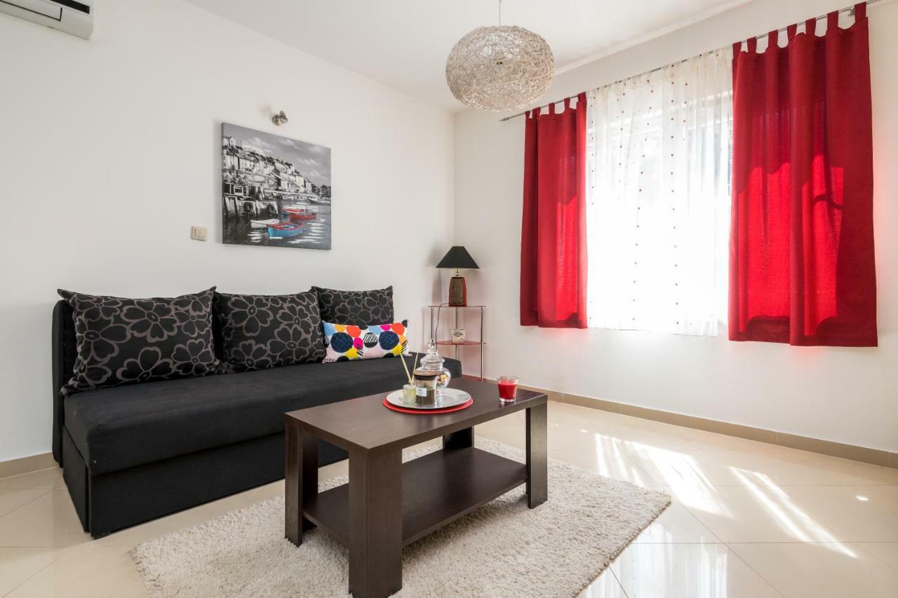 Beachfront Apartments Gabine Kaštela Εξωτερικό φωτογραφία